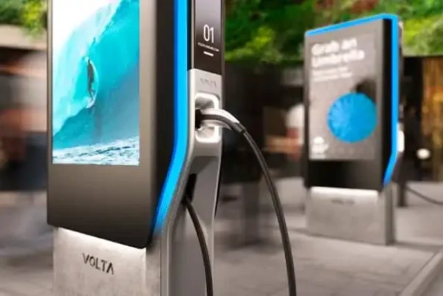 Borne de recharge avec affichage dynamique