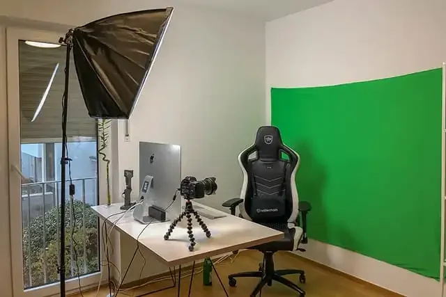 Home studio streaming youtube