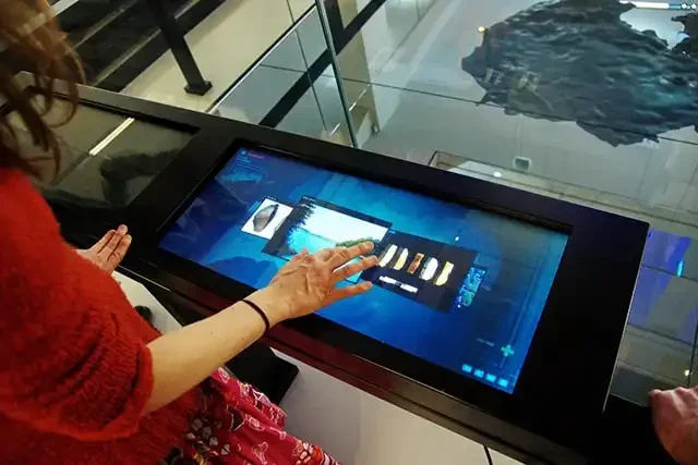 Moniteur tactile anti-vandalisme
